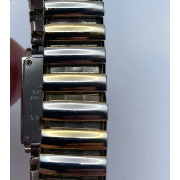 Kim Rodgers Womens Watch 6062L Water Resistant Expandable Band New Battery - Picture 4 of 5